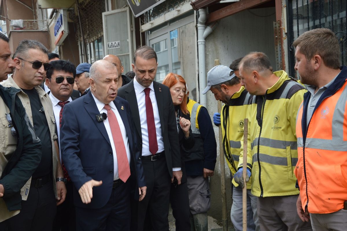 Ümit Özdağ, Samsun'da Sel Bölgesinde İncelemelerde Bulundu ve Gençlik Buluşması'nda Konuştu