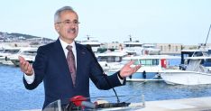 Bakan Uraloğlu: Son 14 yılın en yüksek mayıs ayı kruvaziyer ve yolcu sayısına ulaştık