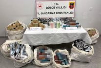 Kargo gönderiminden kaçak ürün çıktı