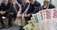 Milyonlarca emekli zam bekliyor! AK Parti sokağın sesine kulak verdi