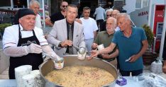 Bafra'da 3 bin kişiye aşure ikramı
