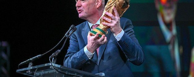 FIFA'nın 64 Takımlı Dünya Kupası Planı: Daha Fazla Maç, Daha Fazla Para, Daha Fazla Tartışma