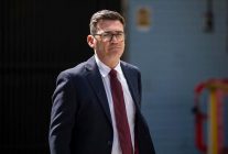 İngiltere'nin yeni Başbakanı Andy Burnham oldu