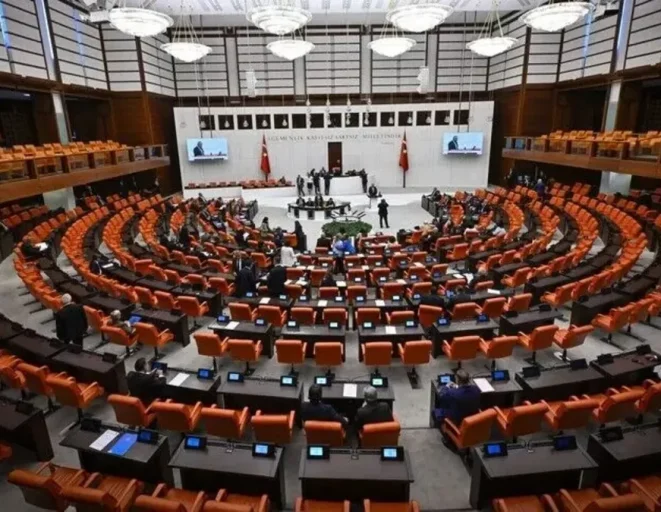 TBMM'de kabul edilen torba teklifle binek otomobiller ve motosikletler için ÖTV düzenlemesi yasalaştı