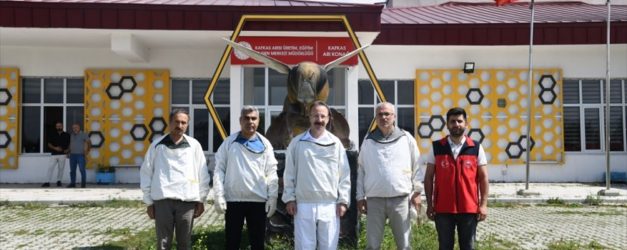 Ardahan'da 2026 İlk Bal Hasadı Yapıldı