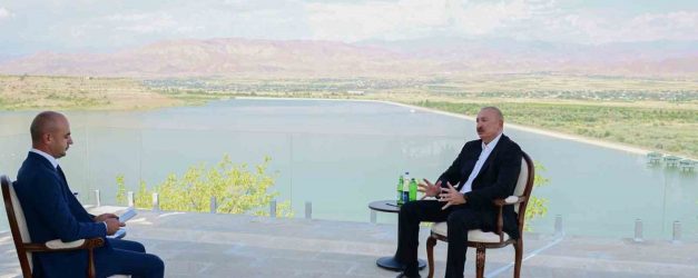 Azerbaycan Cumhurbaşkanı Aliyev: "Nahçıvan’a Ermenistan toprakları üzerinden elektrik hatlarının çekilmesi projesi hazır"