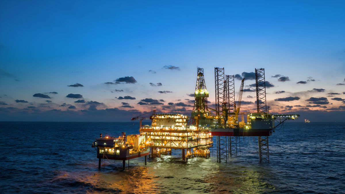 Çin, 2030'a kadar 440 milyon ton petrol ve doğalgaz arzına ulaşmayı hedefliyor