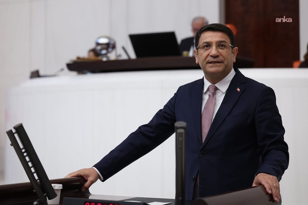 DEVA Milletvekili Şahin'den soğan kararına sert tepki: 'Çiftçi 45 günde ürün yetiştiremiyor, iktidar 45 günde karar değiştiriyor'