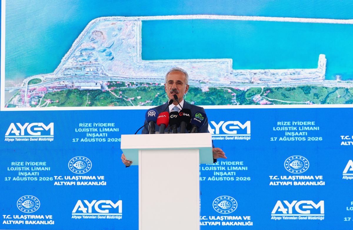 İyidere Lojistik Merkezi'nde Beton Döküm Töreni