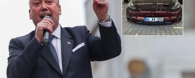 Özkan Yalım'ın araçları satışa çıkardı! İşte 26 araba için istenen bedel