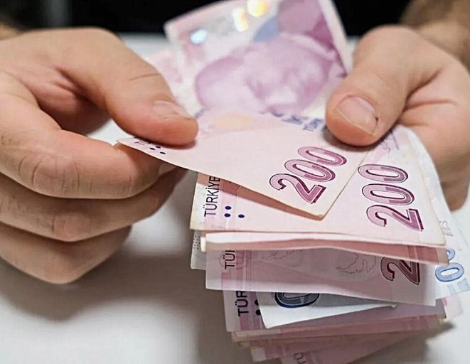 Maaşlarına zam bekleyen emekliler için masada başka bir formül var