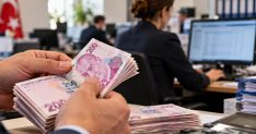 Beklenen haber yıllar sonra geldi! Memurları ilgilendiren maaş kararı