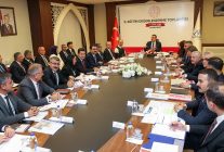MEB Bakanı Tekin Hakkari'de öğretmen sayısının 4 bin 176'ya ulaştığını belirtti